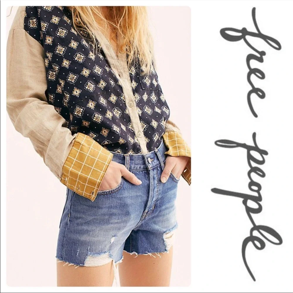NWT Free People jean shorts size 26. Distressed
